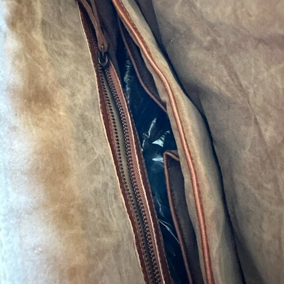 Pascado Leather Shoulder Bag, size 14" x14" - Picture 6 of 9